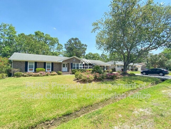 Building Photo - 14 Lampton Rd