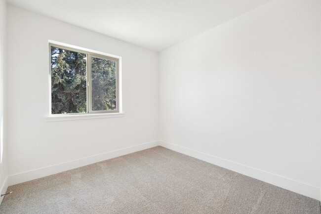 Building Photo - 1162 S Underwood Pl