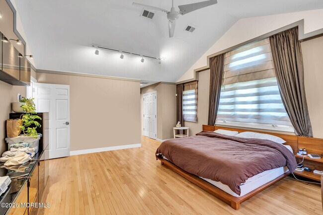 Building Photo - 15 Timber Ln