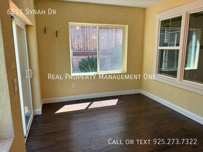 Building Photo - 6811 Syrah Dr