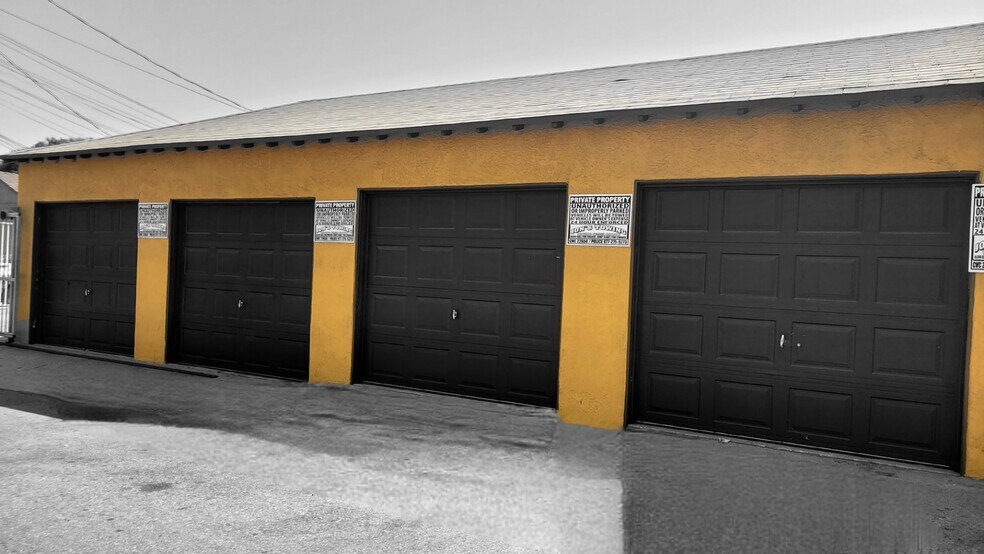 Building Photo - 8038 De Garmo Ave