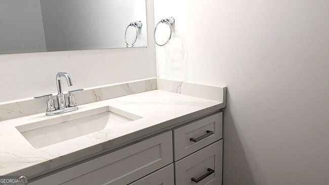 Building Photo - 4088 Atlantic Ave