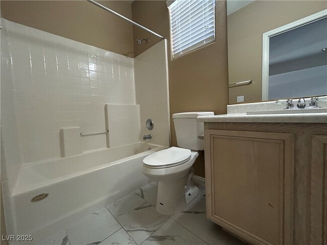 Building Photo - 157 Lakewood Garden Dr
