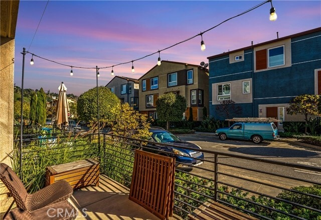 Building Photo - 2700 E Chaucer St