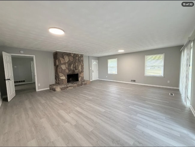 Building Photo - AVAILABLE NOW – FAIRBURN, GA 4 Bedrooms + Flexible Main-Level Living Space | Full Bathroom on Mai...