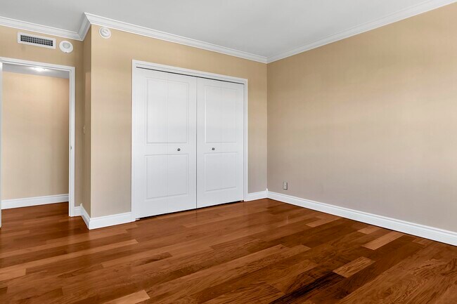 Building Photo - 2500 E Las Olas Blvd