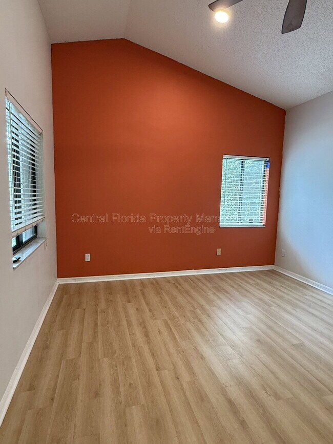 Building Photo - 295 Morning Glory Dr