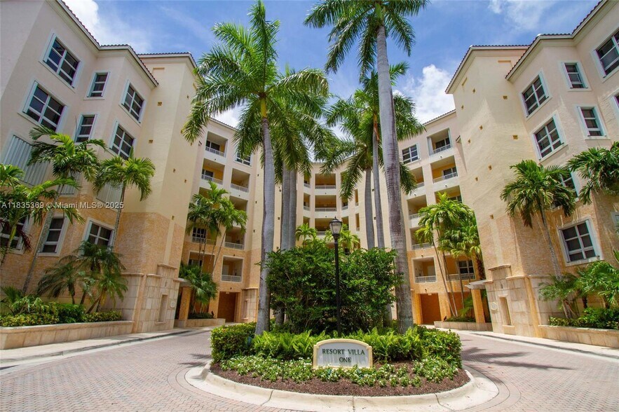 Building Photo - 701 Crandon Blvd