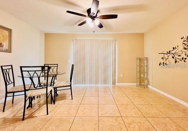 Building Photo - 251 Royal Palm Dr