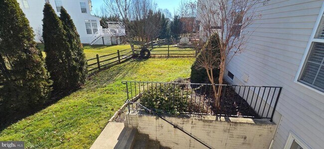 Building Photo - 25366 Vacation Pl