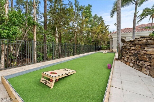 Building Photo - 8531 Violeta St