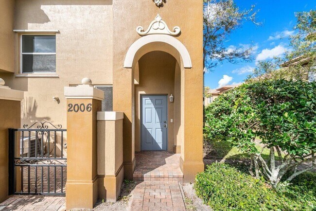 Building Photo - 6549 Diamond Springs Terrace