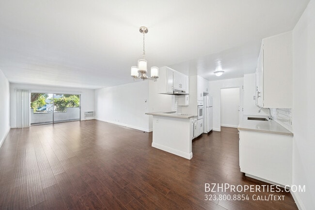 Primary Photo - 105 S Orlando Ave