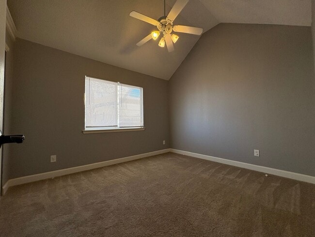 Building Photo - Home for Rent in Horizon by the Golf Course