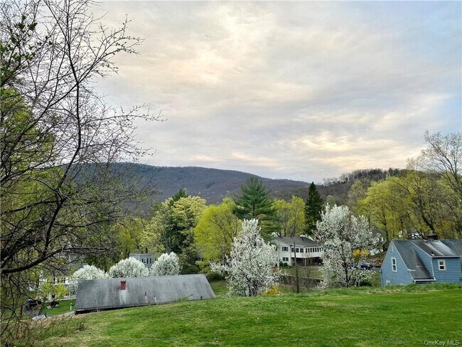 Building Photo - 23 Clark Ave