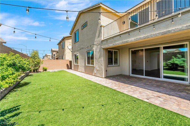 Building Photo - 1611 Dire Wolf Ave