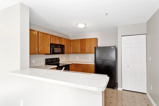Building Photo - 136 Bertram Dr