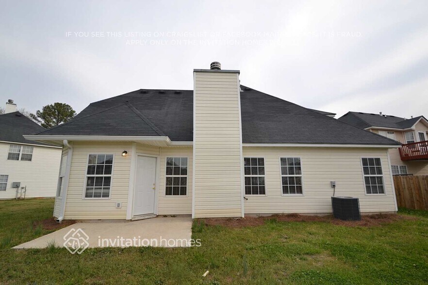 Building Photo - 2055 Registry Ct