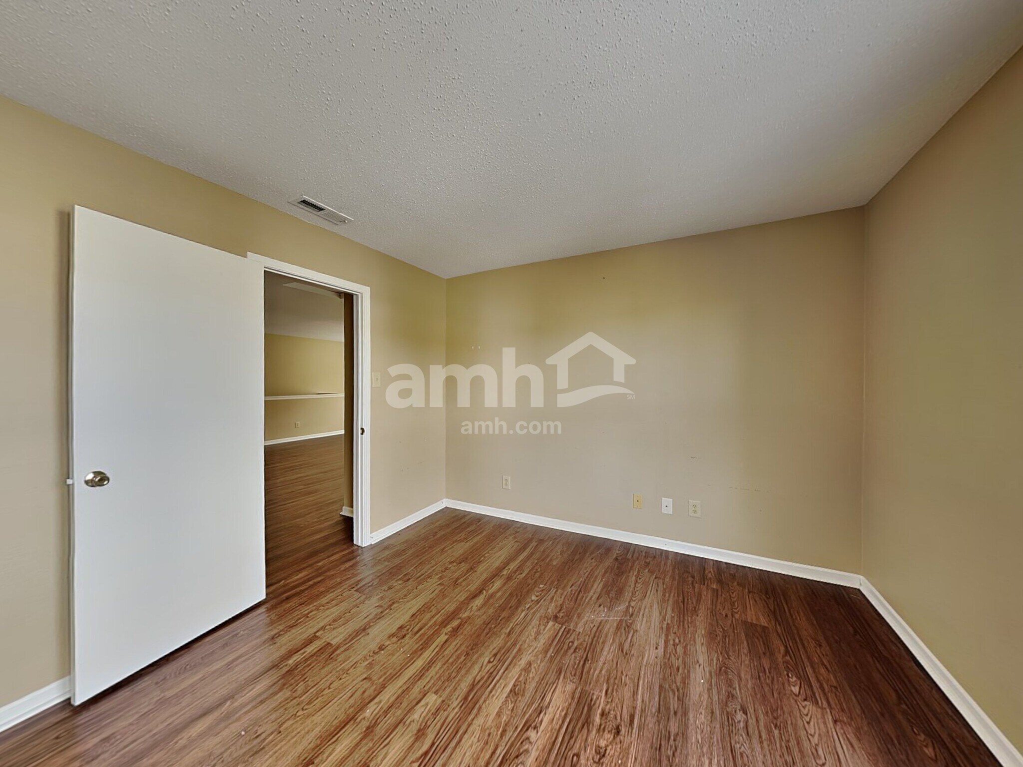 Building Photo - 10856 Grace Dr