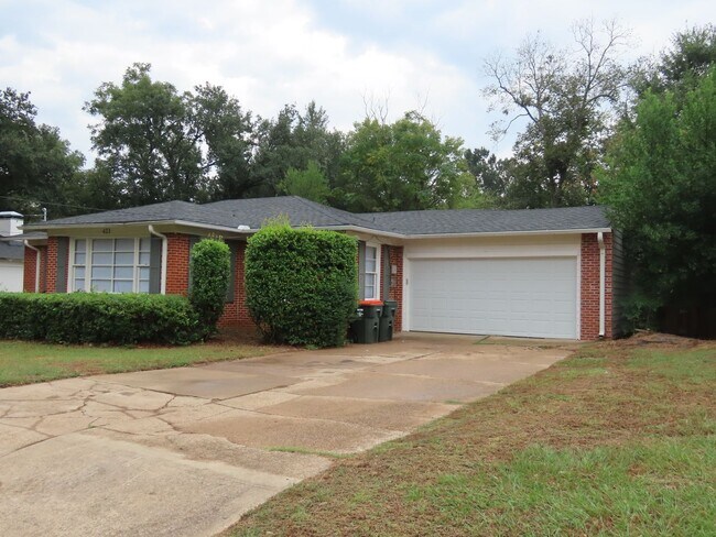 Building Photo - Updated 3 Bedroom, 1 Bathroom Home in Tyler