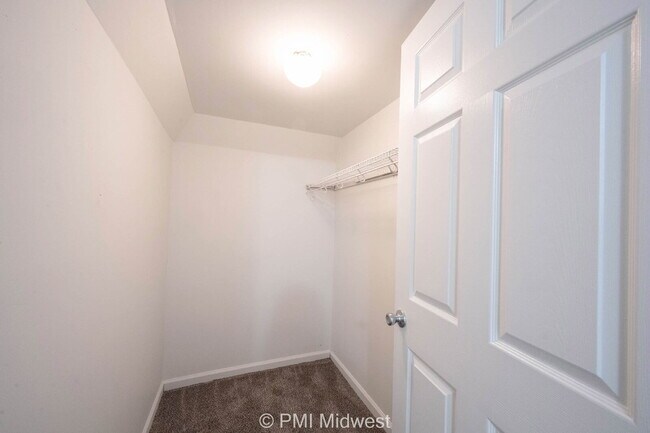 Building Photo - 334 Ellis St