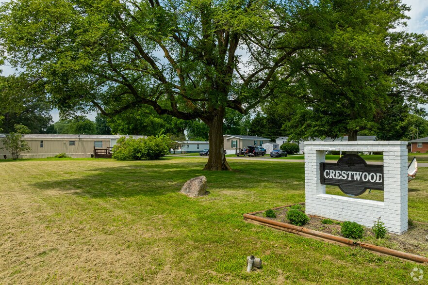 Primary Photo - Crestwood MHC