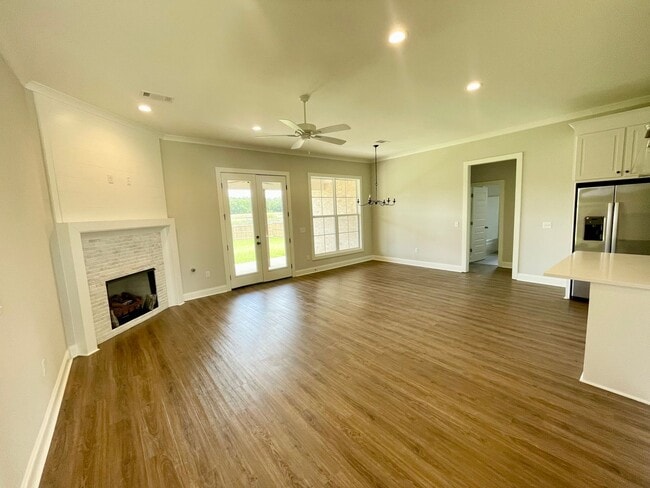 Building Photo - Stunning Germantown School District Rental with Office & Large Fenced Yard