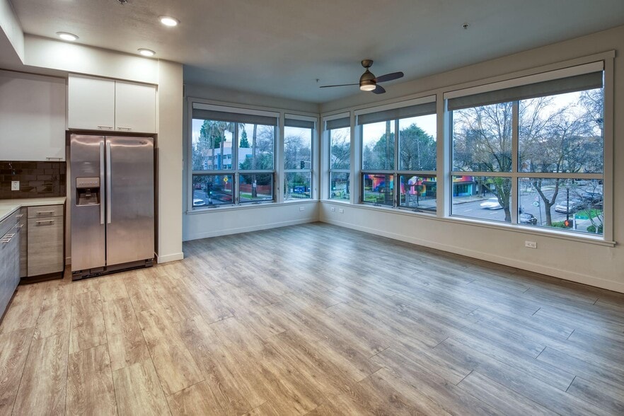 Primary Photo - EVIVA Midtown Apartments