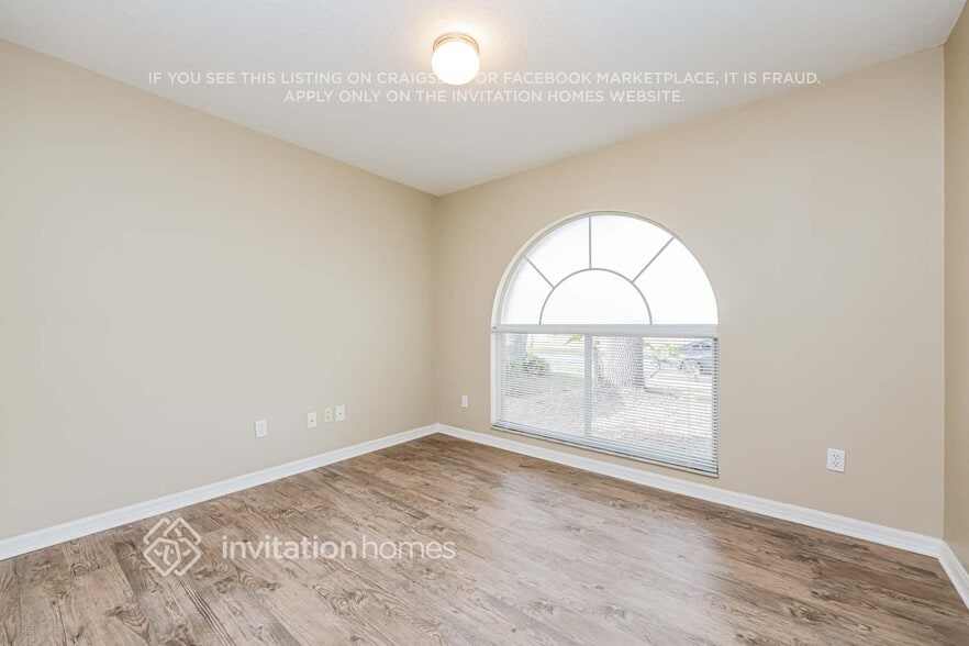 Building Photo - 1654 Wakefield Dr