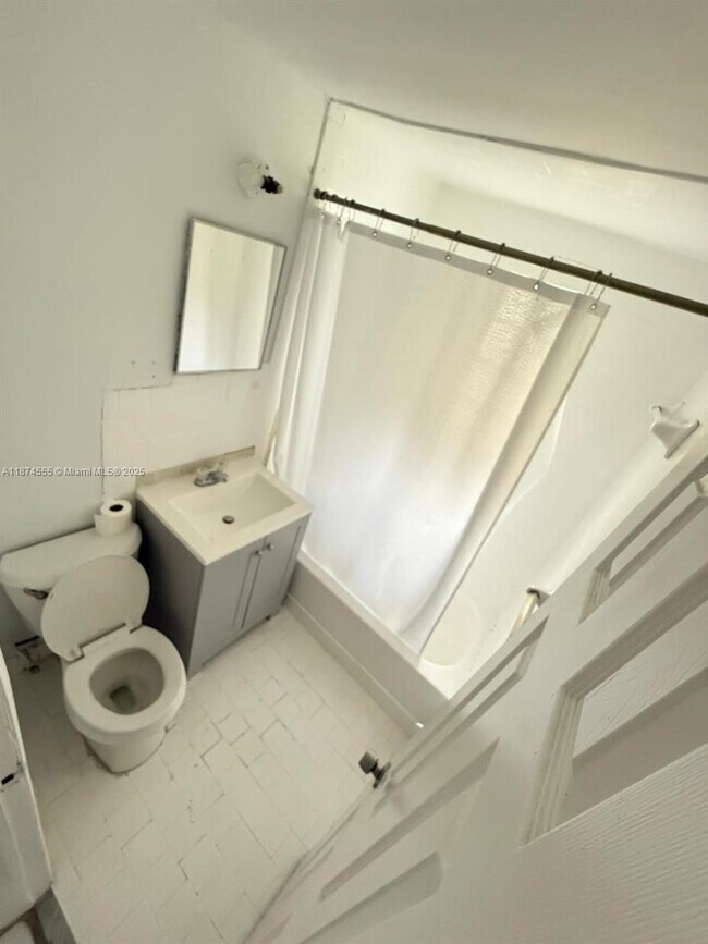 Building Photo - 1791 Marseille Dr