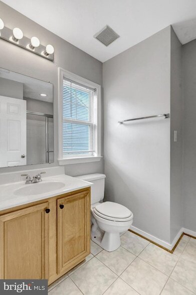 Building Photo - 26161 Rachel Hill Dr