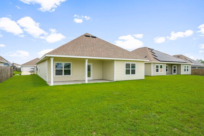 Building Photo - 464 Eagle Lake Wy