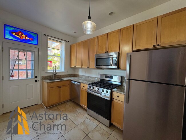 Building Photo - One month free with 13 month lease. $250 I...