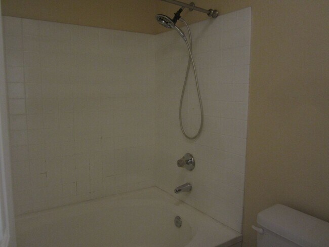 Building Photo - GORGEOUS CORONA CONDO