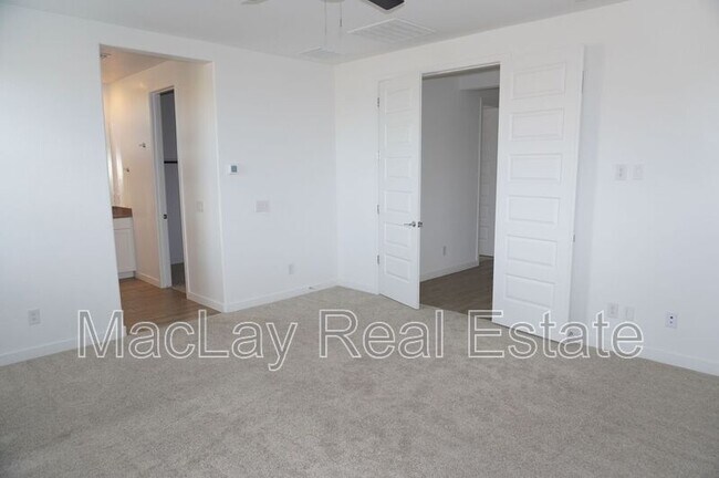 Building Photo - 36610 W Mediterranean Way