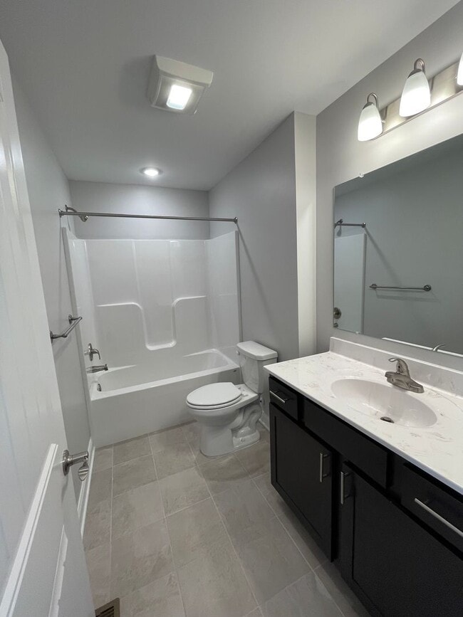 Building Photo - 1157 Bluemoon Dr