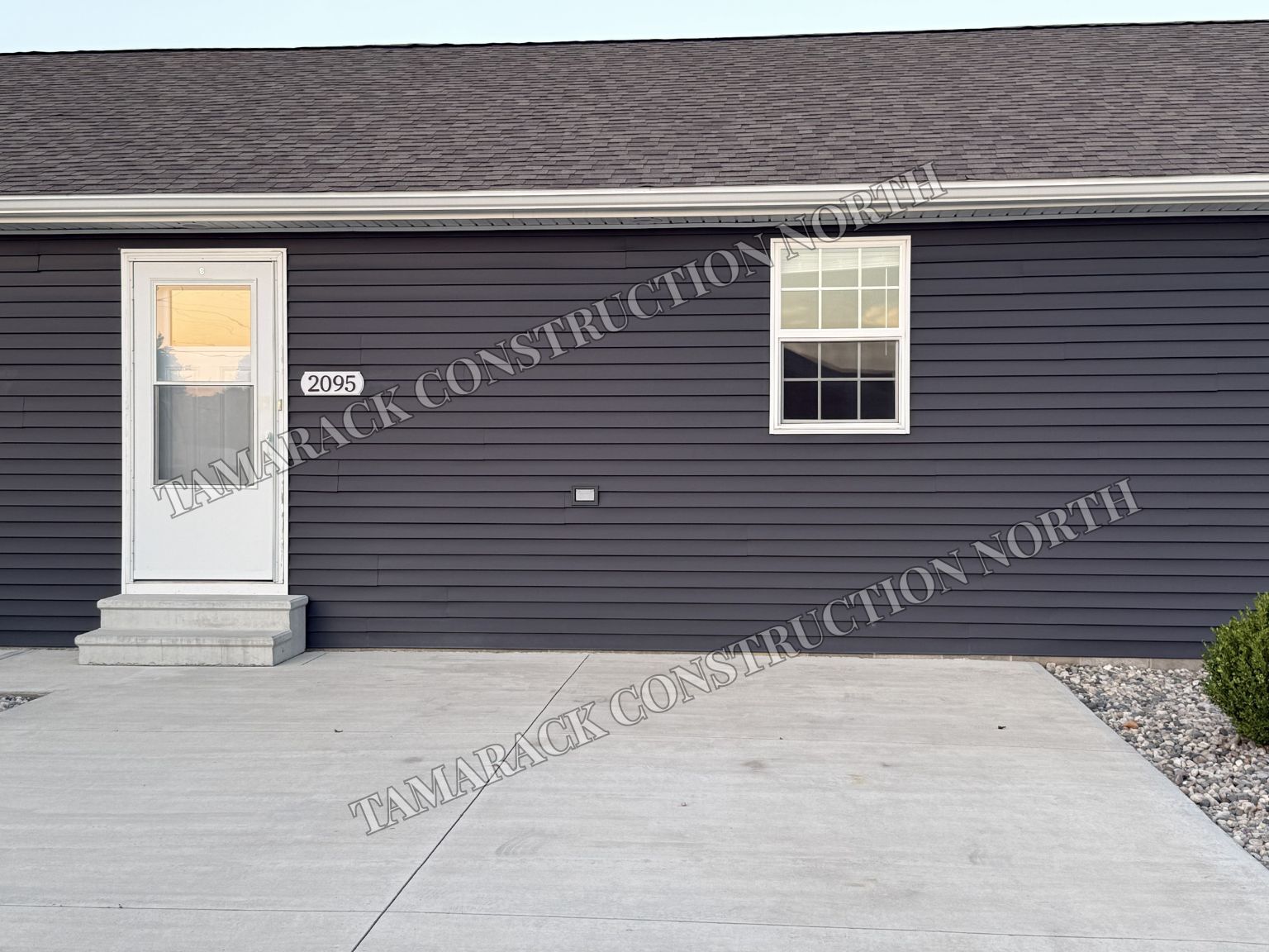 Building Photo - 2095 Breckenridge Rd