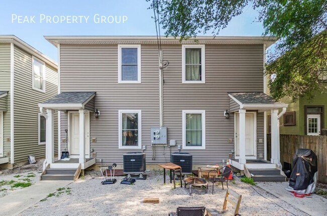 Building Photo - 423 E 18th Ave