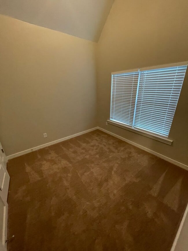 Building Photo - Home for Rent in Oak Grove, AL! COMING SOON!