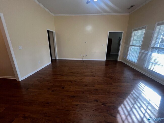 Building Photo - 108 Ann Bradley Dr