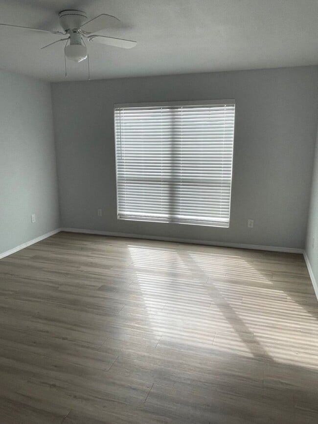 Building Photo - NOW PRELEASING: 3 bed/ 2 bath in Odessa!