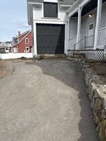 Building Photo - 1107 Bridge St