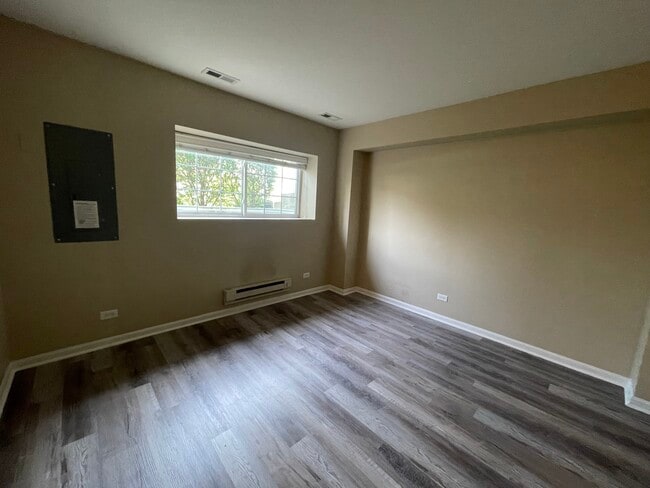 Building Photo - 14607 Paul Revere Ln