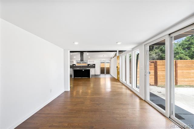 Building Photo - 2465 S Newton St