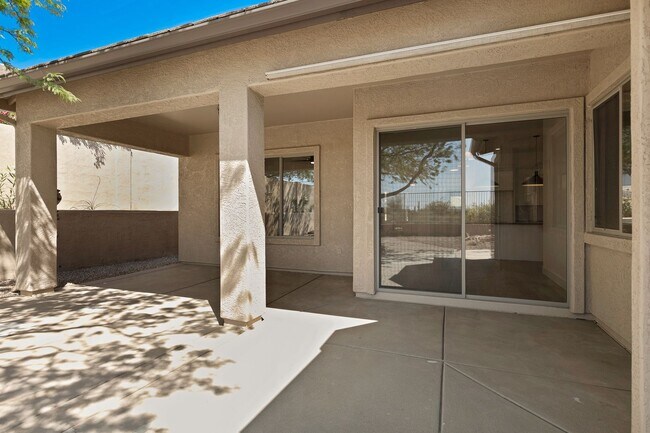 Building Photo - Amazing Home in Gold Canyon backing to Sta...