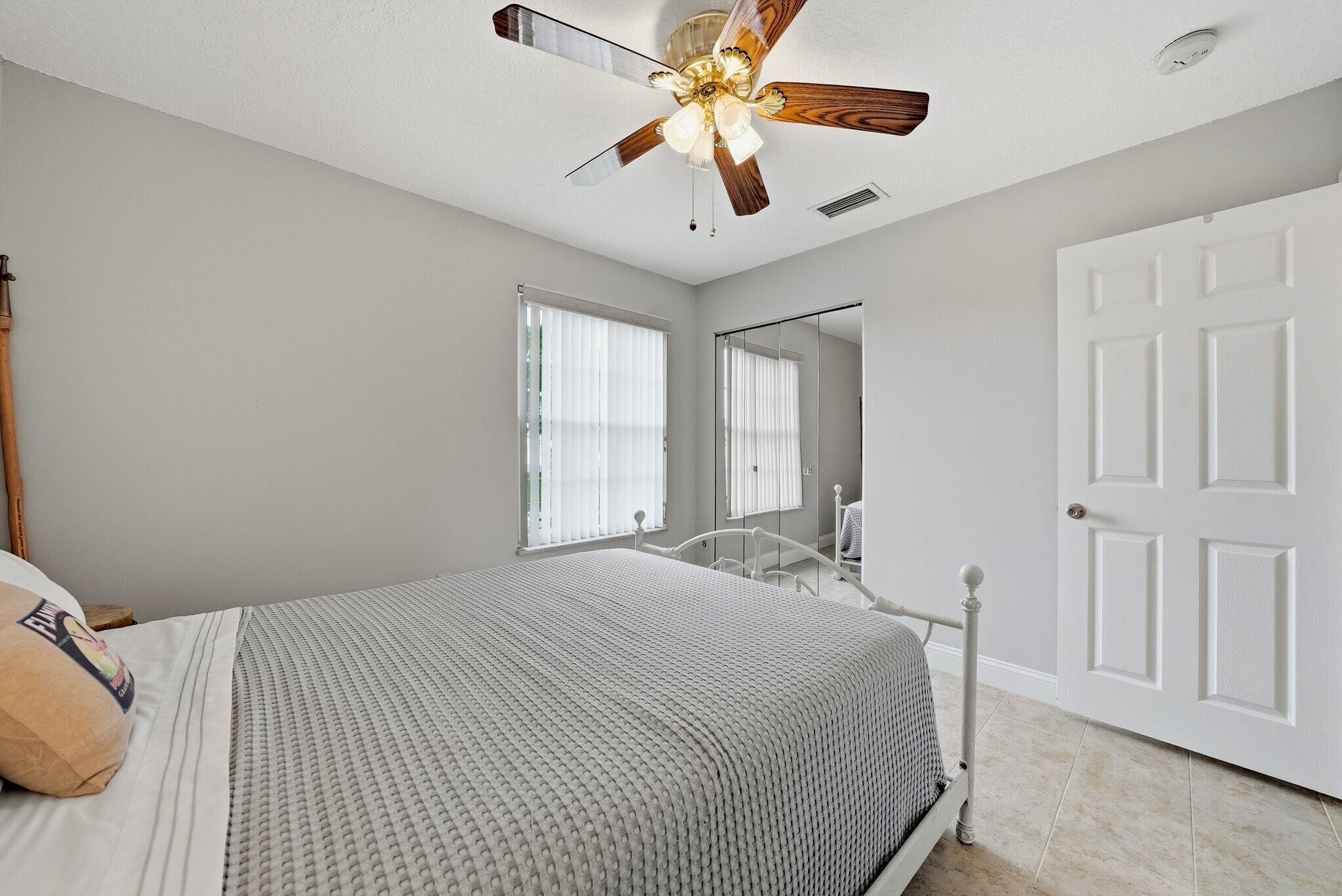 Building Photo - 2700 Bayshore Blvd