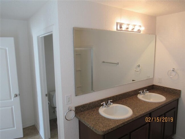 Building Photo - 16543 Broadford Ln