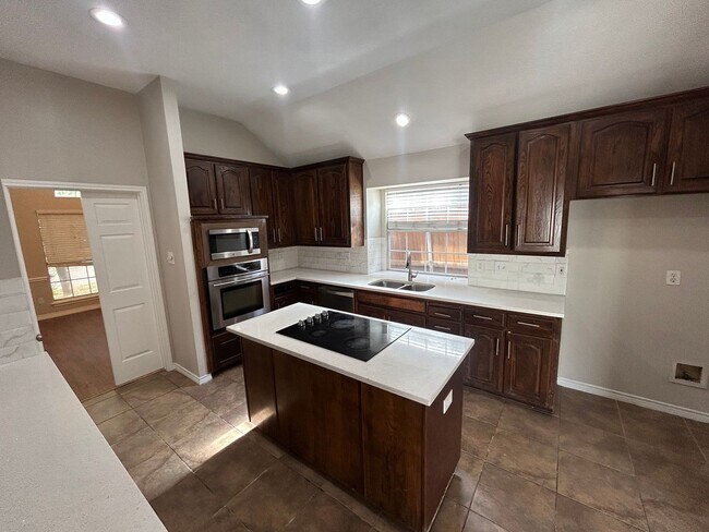 Building Photo - Location....Location....Location....Section 8