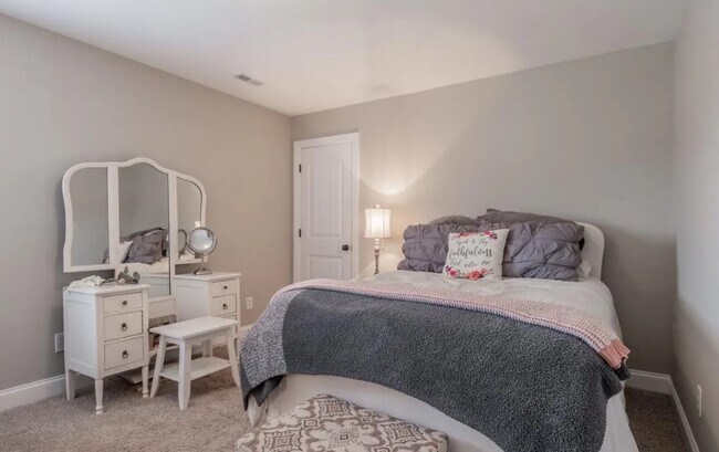 Building Photo - 108 Horizon View Ct