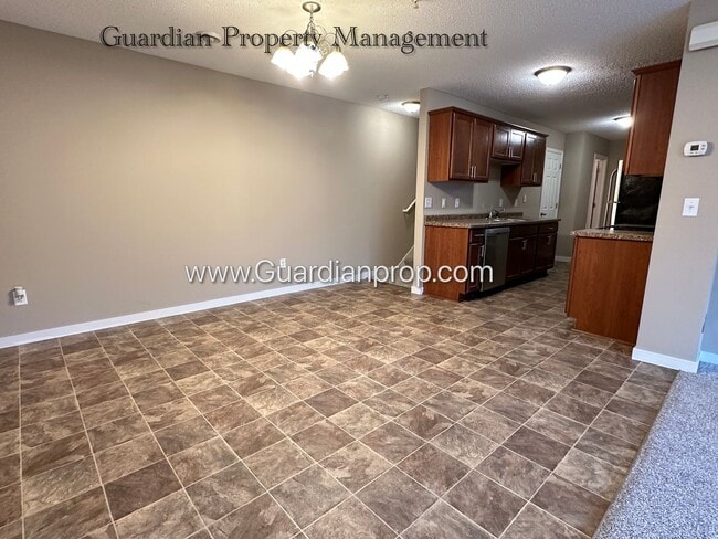 Building Photo - North Brooklyn Park Town Homes, Dedicated Office, 2 Car Garage, Washer/Dryer, Front Patio